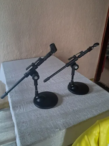 PEDESTAL DE MESA PARA MICROFONE