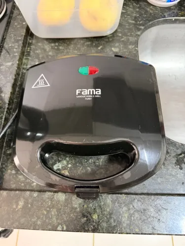Sanduicheira e grill 