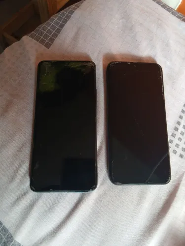 Celulares pra tirar peças Samsung A15 e redmi 13