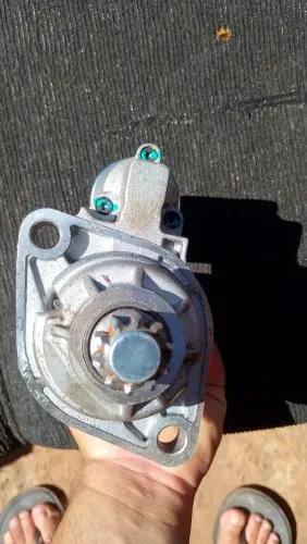 Motor de partida do golf automático
