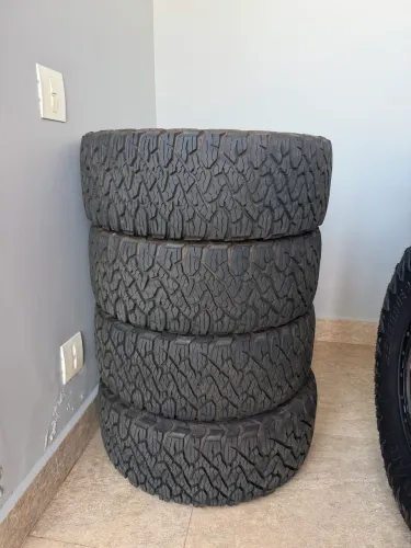 4 PNEUS BF GOODRICH 275/55R20