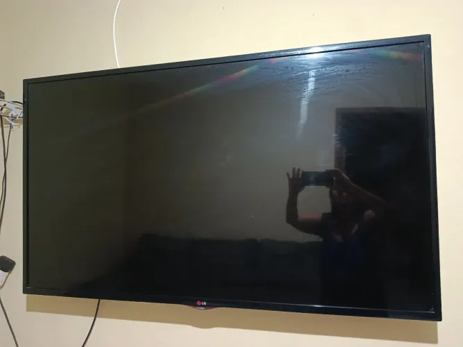 Vendo tv LG com defeito