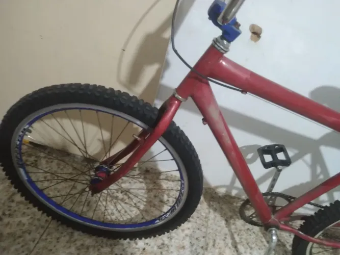 Vendo uma bicicleta