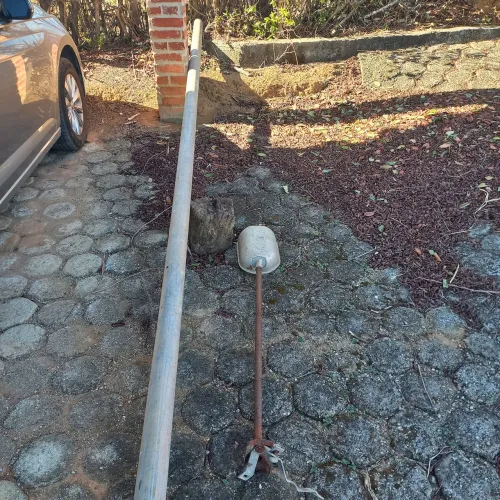 poste,tubo galvanizado 5.20m,acompanha braço ou haste suporte para lampada