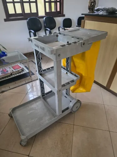 Carrinho Multifuncional de limpeza Cinza