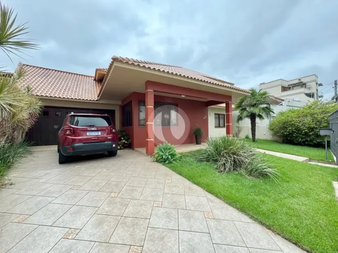 Residência ímpar e alto padrão a uma quadra da UFN!!
