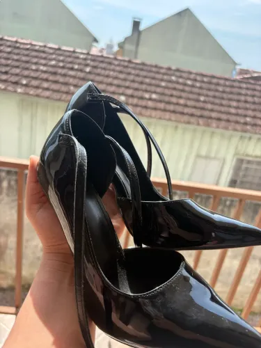 Vendo sapato de salto alto