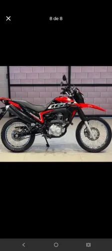 Moto particular! Muito bem conservada e com pouca km