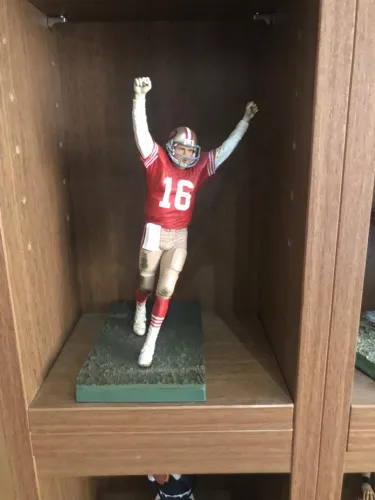Miniatura Mcfarlane NFL - JOE MONTANA