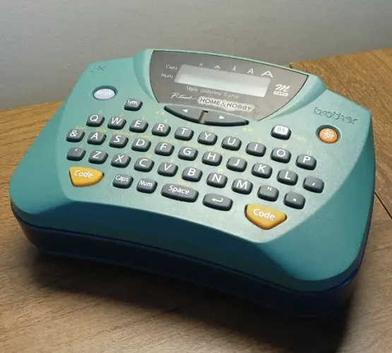 Rotuladora Brother P-Touch PT-65 (Home & Hobby) - Verde Claro