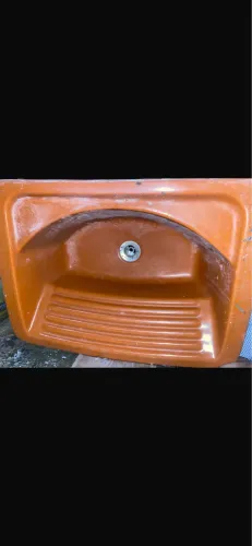 Tanque de cerâmica cor marrom