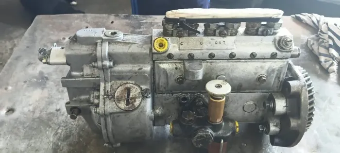 BOMBA INJETORA MERCEDES BENS OM 352