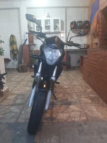 Moto CB300R2015 impecável, SÓ PEGAR e VIAJAR!