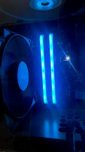 Memória RAM 32GB (2x16GB) Corsair Vengeance RGB 3600MHz