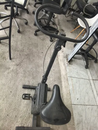 Bicicleta Ergométrica Usada Funcionando