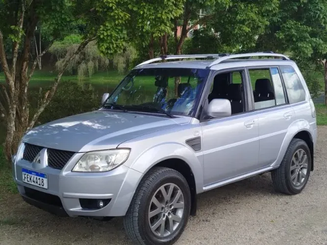 Mitsubishi Pajero TR4 2.0 Flex 16V 4X2 Mec. 2013