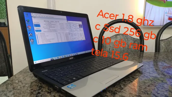 Notebook Acer 1.8 gbz com Ssd 256 gb com 10 gb ( excelente estado ) linda tela 15.6