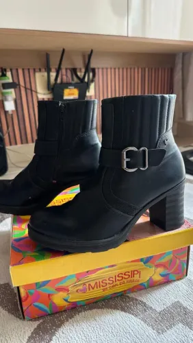 Bota Dakota 38.