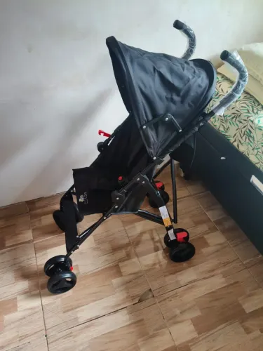 Carrinho Guarda Chuva