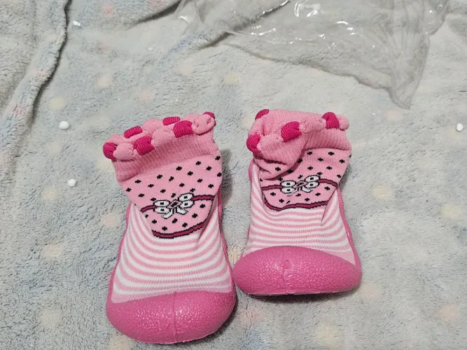 Meia Infantil Menina Bebê Sola Antiderrapante Macia Leve Confortável Dia Dia