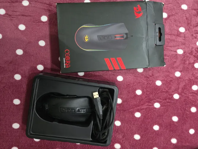 Mouse Gamer Redragon Cobra, Chroma RGB, 12400 DPI, 8 Botões, Preto - M711