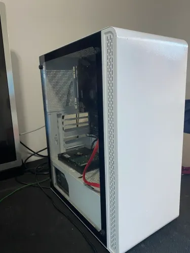 Vende-se computador Ryzen 5 4600g + 24gb ddr 4