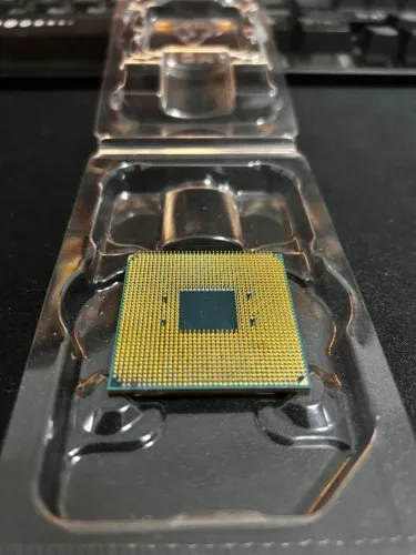 AMD Ryzen 7 2700X AM4 - 8 núcleos, 16 threads - recondicionado e testado