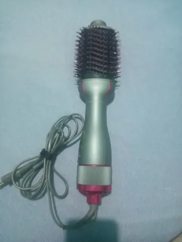 Escova secadora