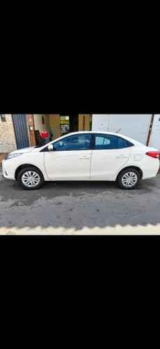 Toyota Yaris XL Sedan 1.5 Flex 16V 4P Aut. 2024