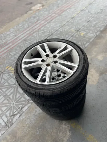 Aro 17 i30 com pneus