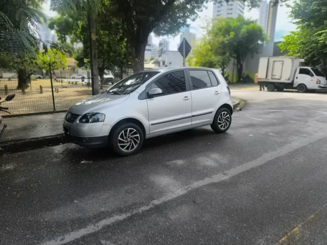 Volkswagen Fox Plus 1.0mi/ 1.0mi Total Flex 8V 4P 2009