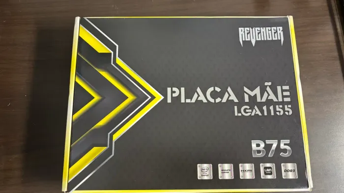 Placa mãe Revenger 1155 B75 com NVME M2 Nova nunca usada