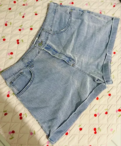 SHORT JEANS FEMININO CLARO - RENNER 