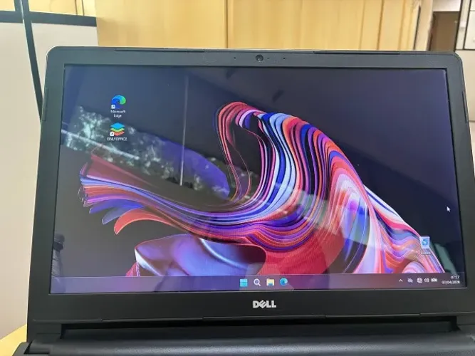 Dell Inspiron 5566 15"