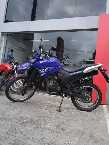 Vendo Moto Yamaha XTZ 2024