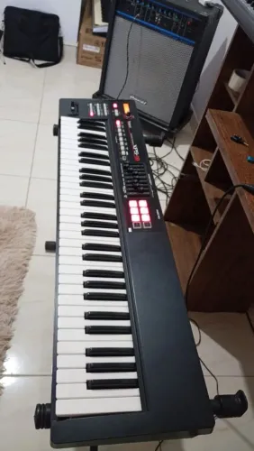 Teclado Roland xps-10 com Pack de Timbres