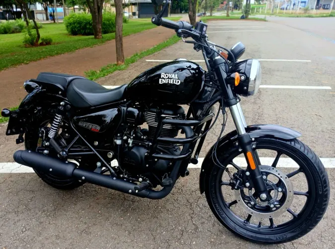 Royal Enfield Meteor 350cc 25/25 - Particular