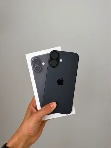 iPhone 16 - 128gb - 89% saúde