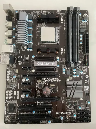 Placa Mãe com defeito Am3+ Gigabyte GA-970A-D3P