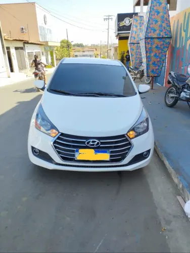 Hyundai HB20S C.style/c.plus1.6 Flex 16V Aut. 4P 2016