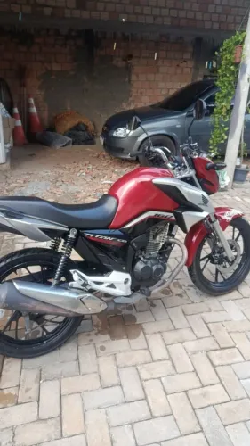 Vende-se titan 160