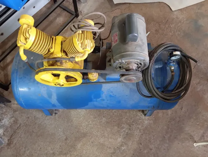 Aluguel compressor 100 litros