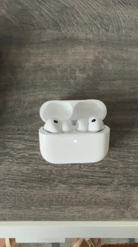 Apple AirPods Pro 3