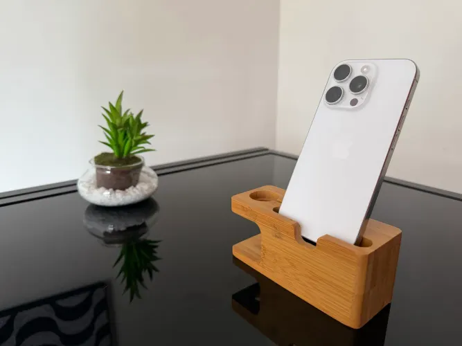 IPhone 16 Pro 256GB / IMPECÁVEL / Bateria 96% / Caixa e cabo original