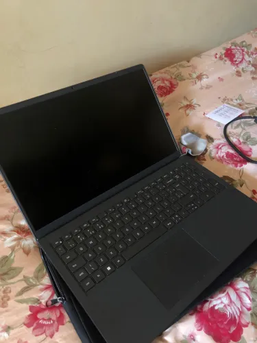 Dell Inspiron 15 3520 i3 12ª Geração 8GB 256GB - Funcionando perfeitamente