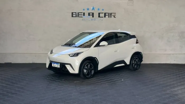 BYD Dolphin EV (Elétrico) 2025