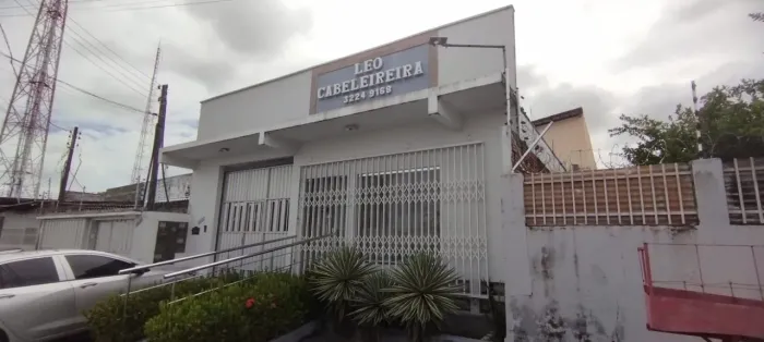 Aluga-se salão de beleza completo no Centro