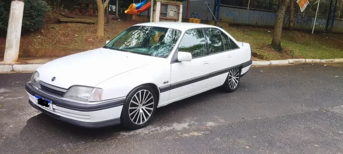 Chevrolet Omega GLS 2.2 / 2.0 (álcool) 1995