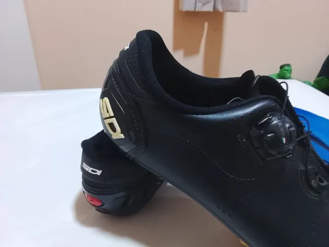 Sapatilha Sidi fast 43 impecável