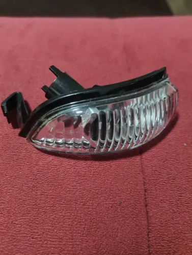 PISCA SETA RETROVISOR SANDERO/LOGAN ESQUERDO 2015/2022 ORIGINAL 